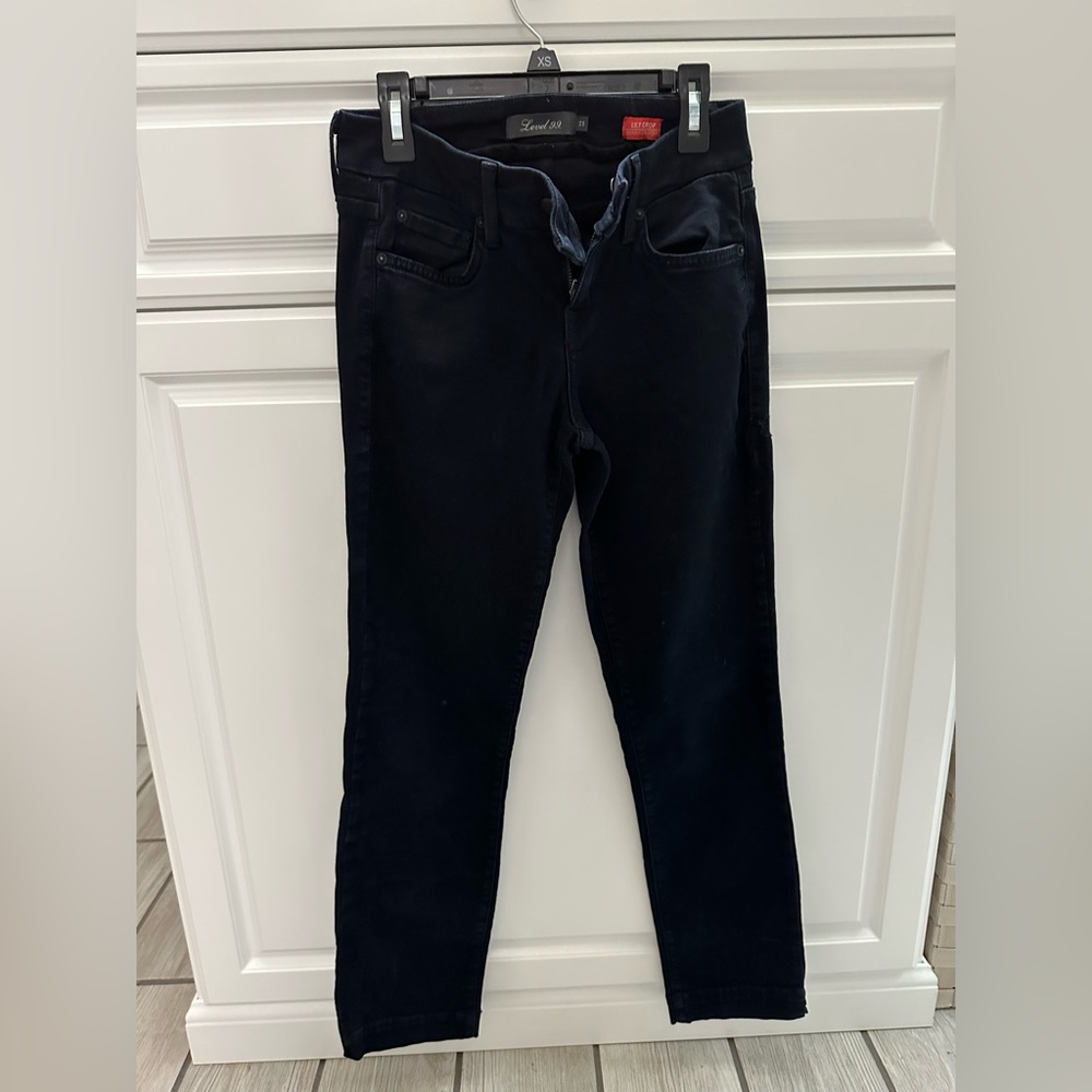Size 25, Level 99 Lily Crop Skinny Straight Leg Dark Indigo Blue Jeans